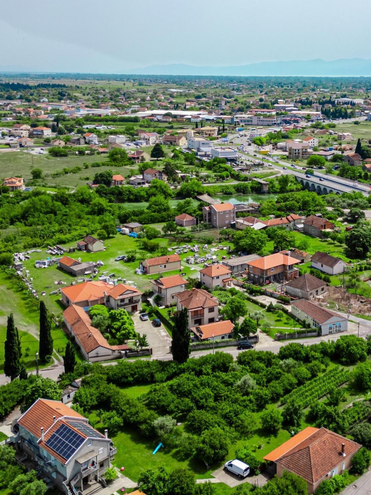 Apartments Aerodrom Podgorica Extérieur photo