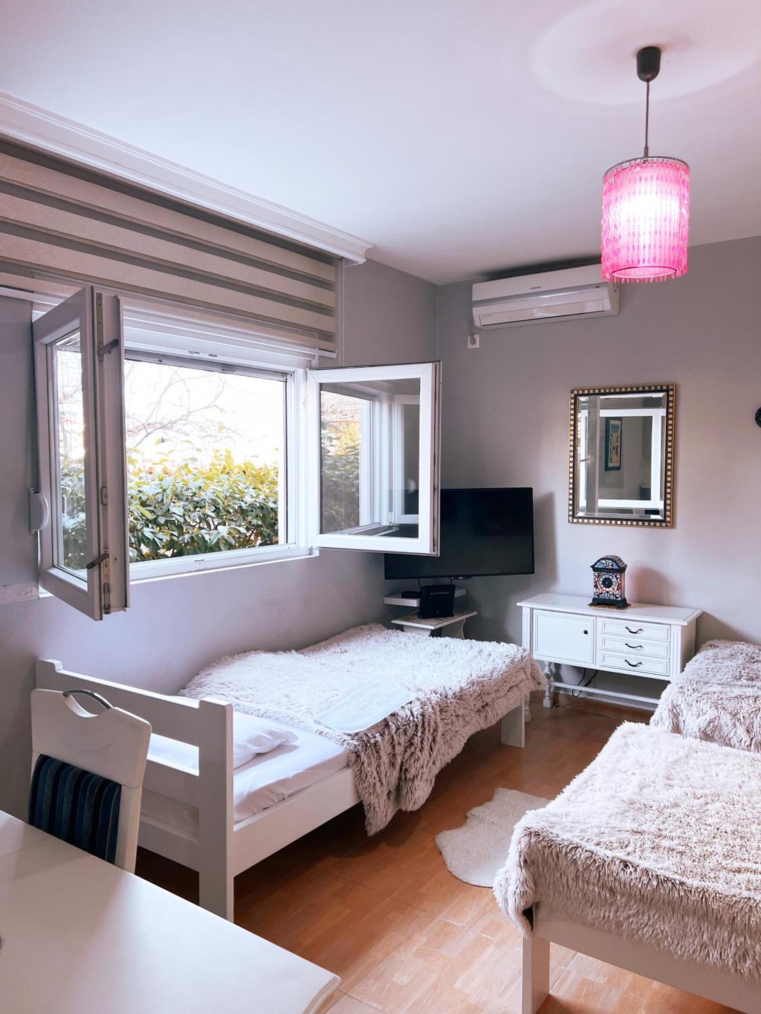 Apartments Aerodrom Podgorica Extérieur photo