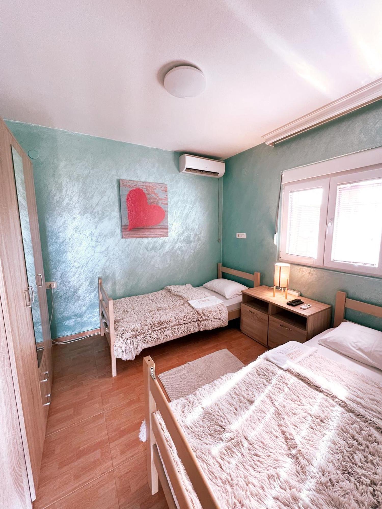Apartments Aerodrom Podgorica Chambre photo